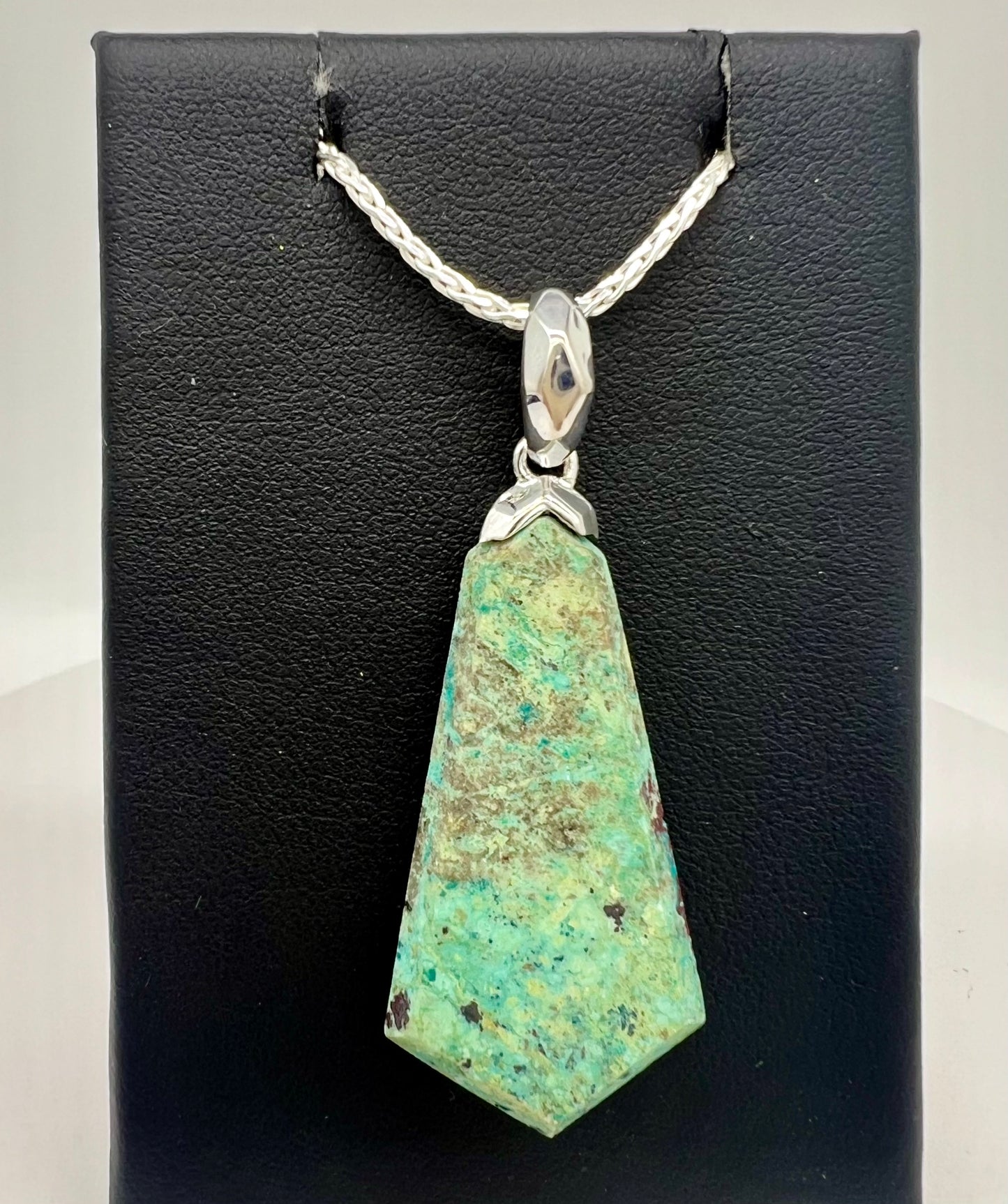 Kite Asurite Malachite Pendant