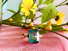 Load image into Gallery viewer, Vintage Blue Topaz Ring