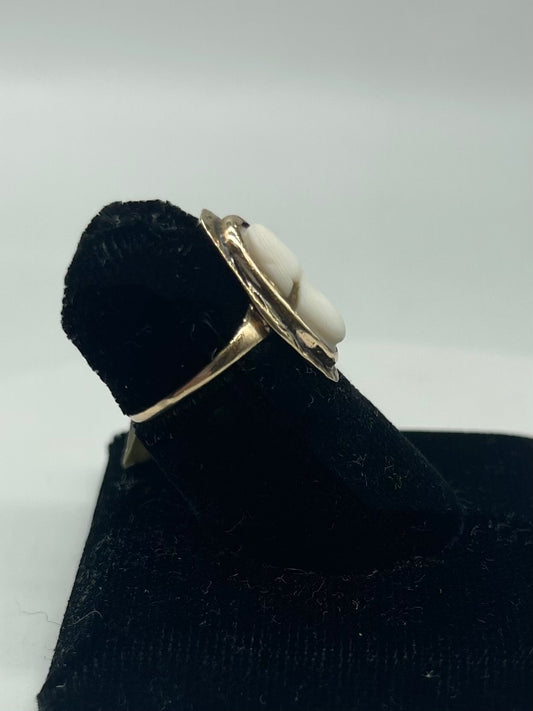 Simple Vintage Cameo