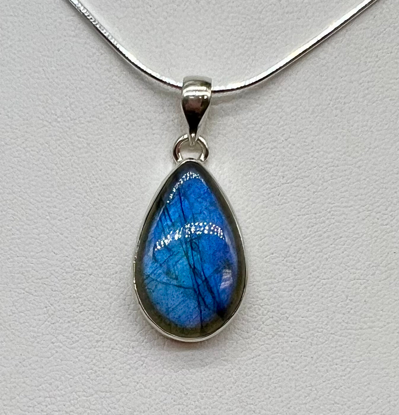 Labordorite Pendant