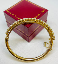 Load image into Gallery viewer, Vintage Bangle Pearl Bracelet