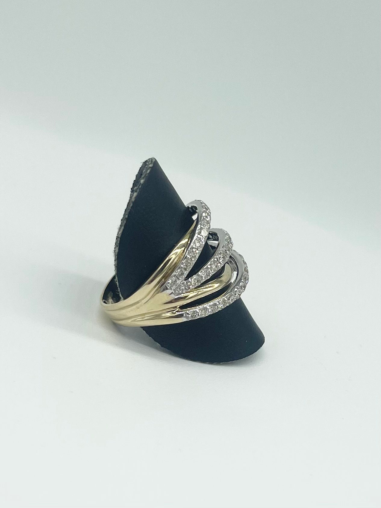 Yellow & White Fashion Ring