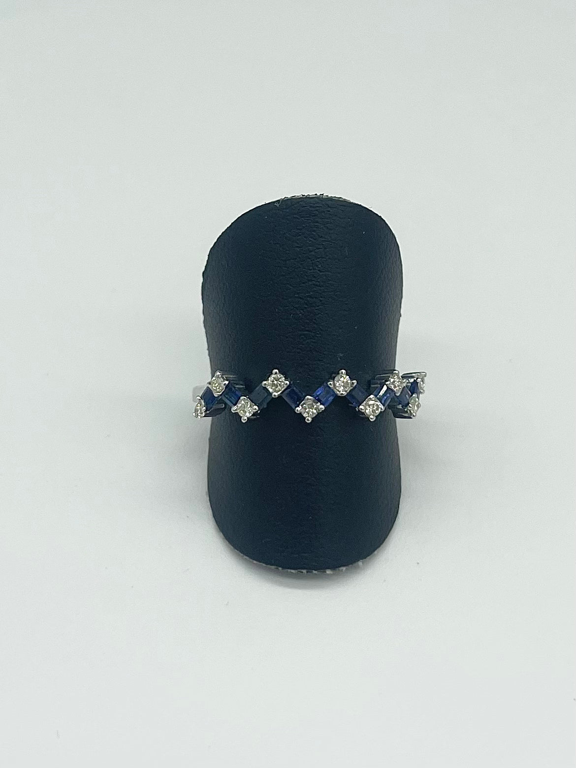 Zig Zag Sapphire Ring