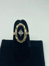 Load image into Gallery viewer, Scalloped Onyx Ring