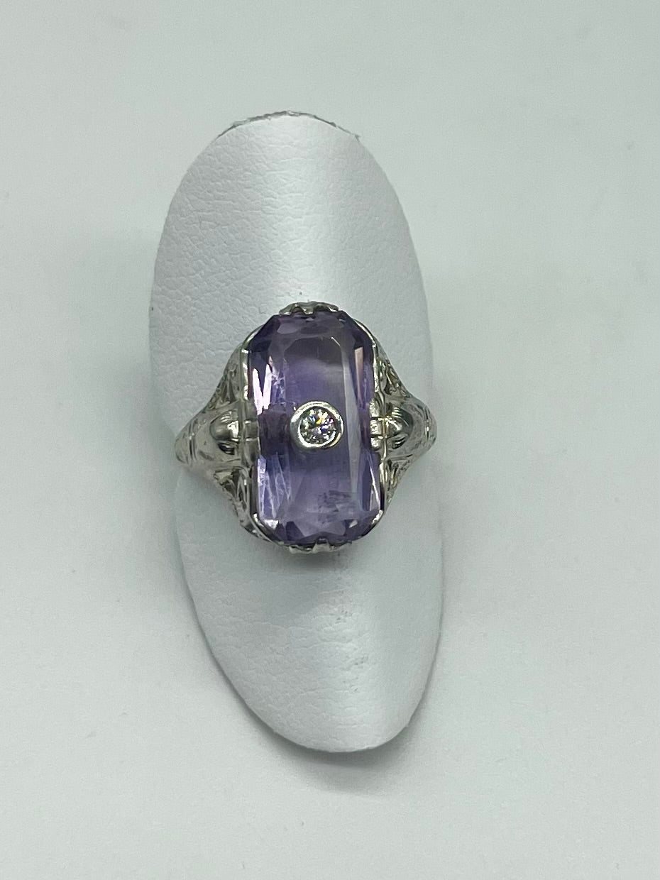 Dreamy Amethyst Vintage Ring