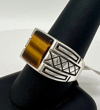 Load image into Gallery viewer, Men’s Silver Tigers Eye Ring