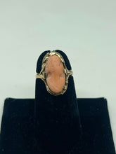 Load image into Gallery viewer, Exquisite Peach Cameo