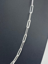 Load image into Gallery viewer, Paperclip Chain in Sterling