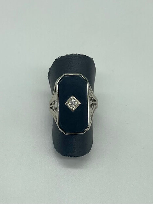 Petite Onyx Ring