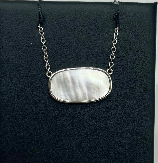 Mother of Pearl Stationary Necklace