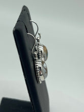 Load image into Gallery viewer, Spiny Oyster Earrings