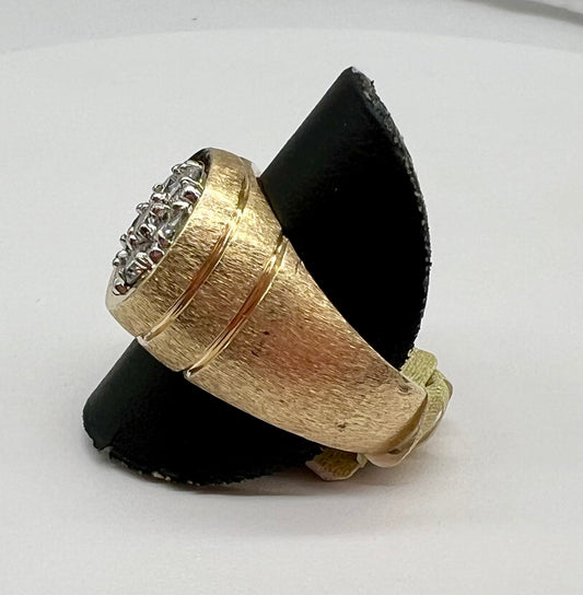 Brushed Ring Diamond Cluster