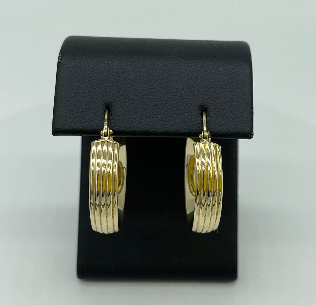 Round Ridged Hoop Earrings