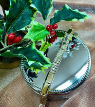 Load image into Gallery viewer, Diamond Linked Bracelet