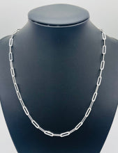 Load image into Gallery viewer, Paperclip Chain