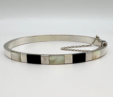 Mother of Pearl & Onyx Bracelet