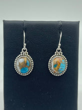 Load image into Gallery viewer, Spiny Oyster Earrings