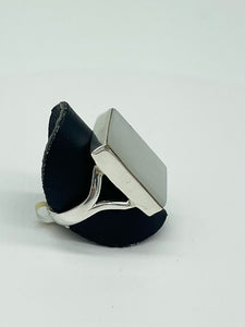 Sleek Mother of Pearl Ring