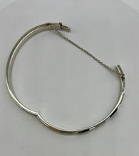 Load image into Gallery viewer, Mother of Pearl &amp; Onyx Bracelet