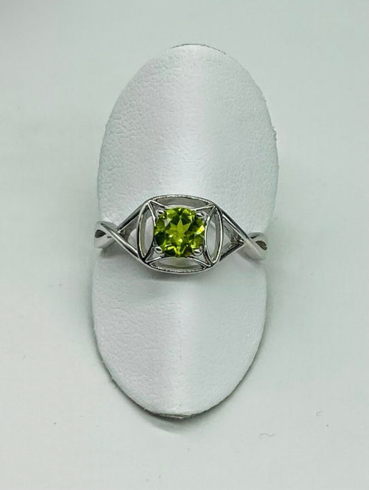 Peridot Fashion Ring