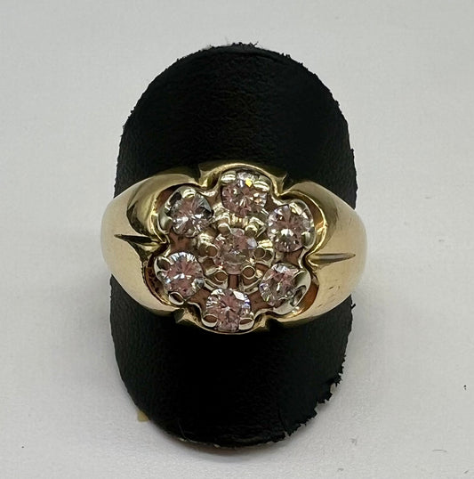 Sophisticated Diamond Cluster Ring