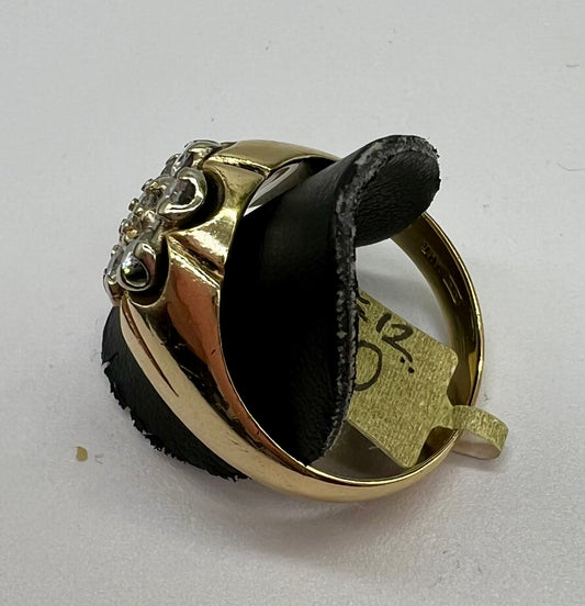 Sophisticated Diamond Cluster Ring