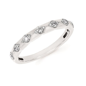 Diamond & Milgrain Band