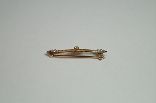 14K Gold Seed Pearl & Diamond Pin