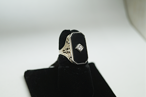 Vintage 14K White Gold Onyx