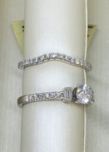 Load image into Gallery viewer, Unique 14k White Gold Engagement Set