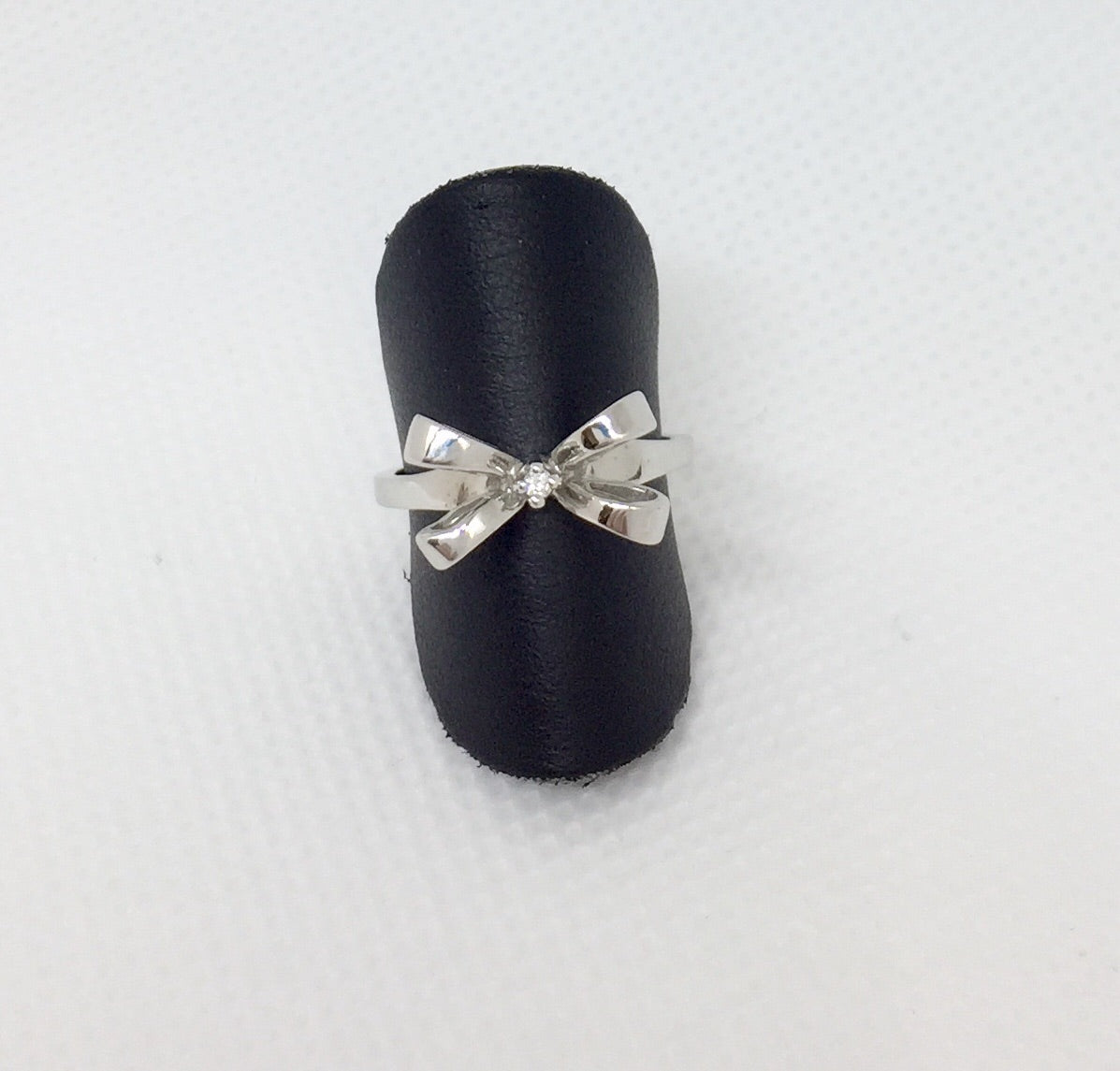 Bow Diamond Ring