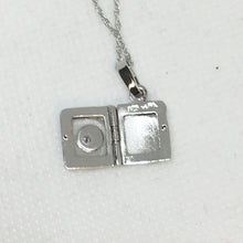 Load image into Gallery viewer, Diamond Square Locket