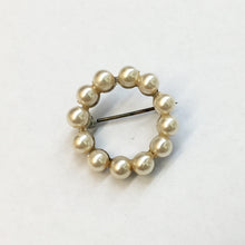 Load image into Gallery viewer, Costume Pearl Circle Brooch