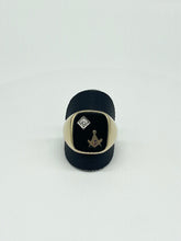 Load image into Gallery viewer, Onyx Masonic Ring