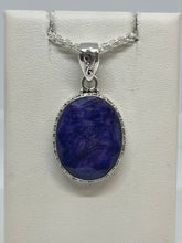 Load image into Gallery viewer, Oval Sapphire Pendant