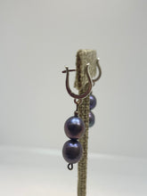 Load image into Gallery viewer, Dyed Pearl Dangles