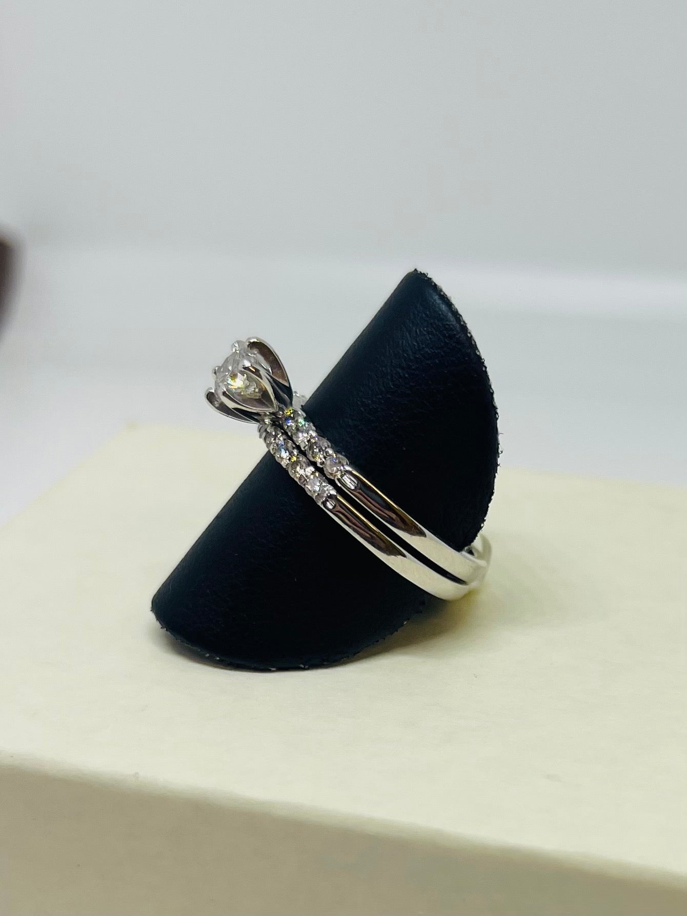 Dazzling Bright Engagement Set