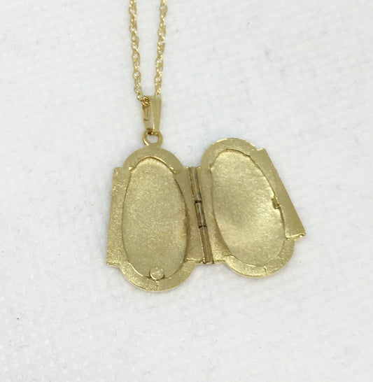 Oval Engraved Locket