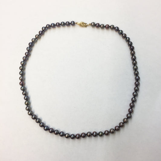 Black Dyed Pearl Strand