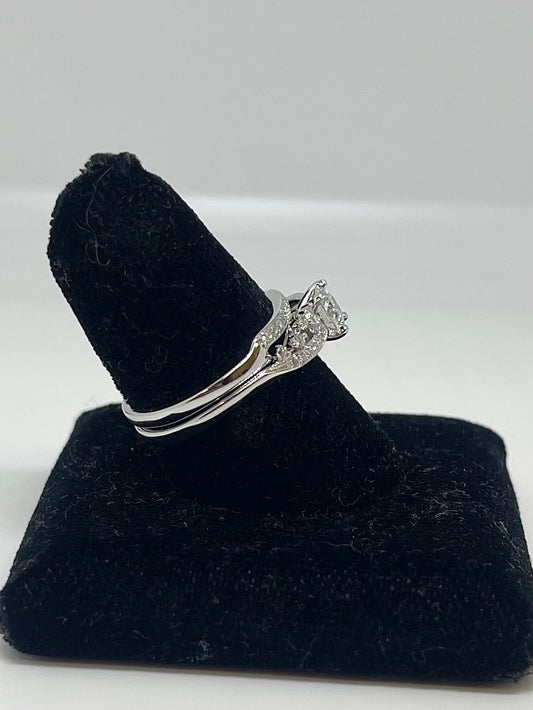 Delicate Wedding Set