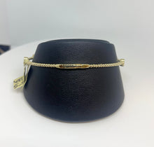 Load image into Gallery viewer, Flexi Diamond Clover Bracelet