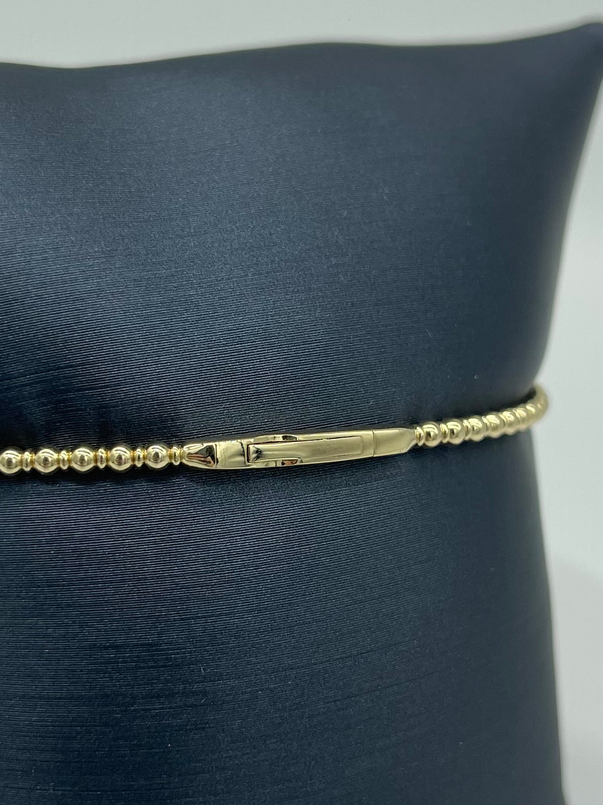 Flexi Clover Bracelet