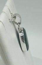 Load image into Gallery viewer, Emerald Oval Pendant