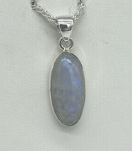 Load image into Gallery viewer, Oblong Moonstone Pendant
