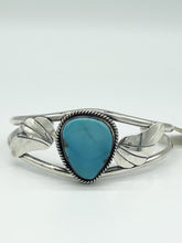 Load image into Gallery viewer, Exquisite Turquoise Cuff