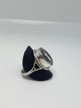 Load image into Gallery viewer, Clear Quartz Ring