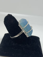 Load image into Gallery viewer, Rectangular Chalcedony Ring